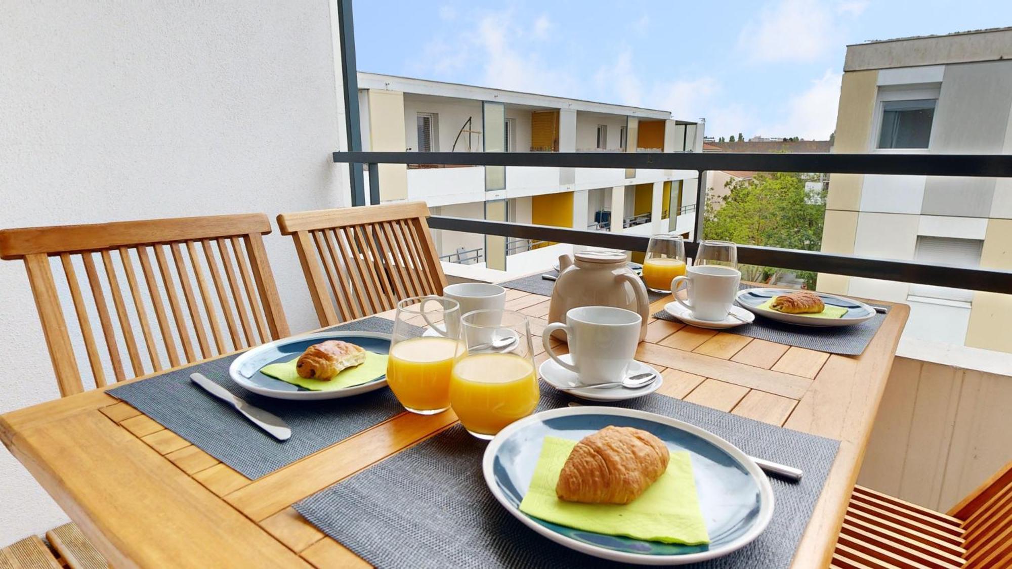 Expat Renting - Le Petit Mosaique - Patte D'oie - Wifi Apartment *